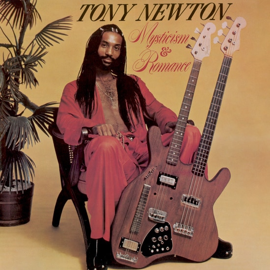 Sans gravité, le premier album funk de Tony Newton revient en vinyle